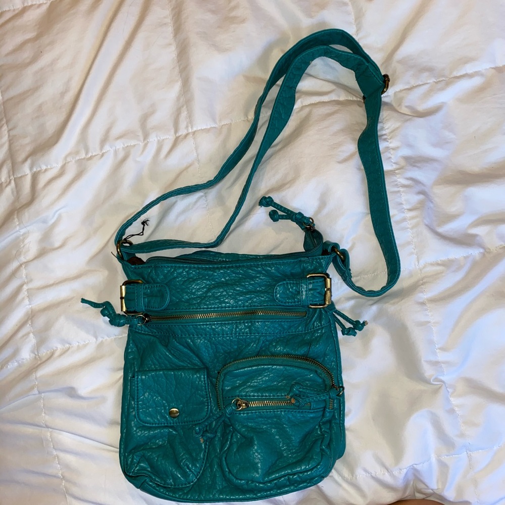 adorable leather turquoise purse